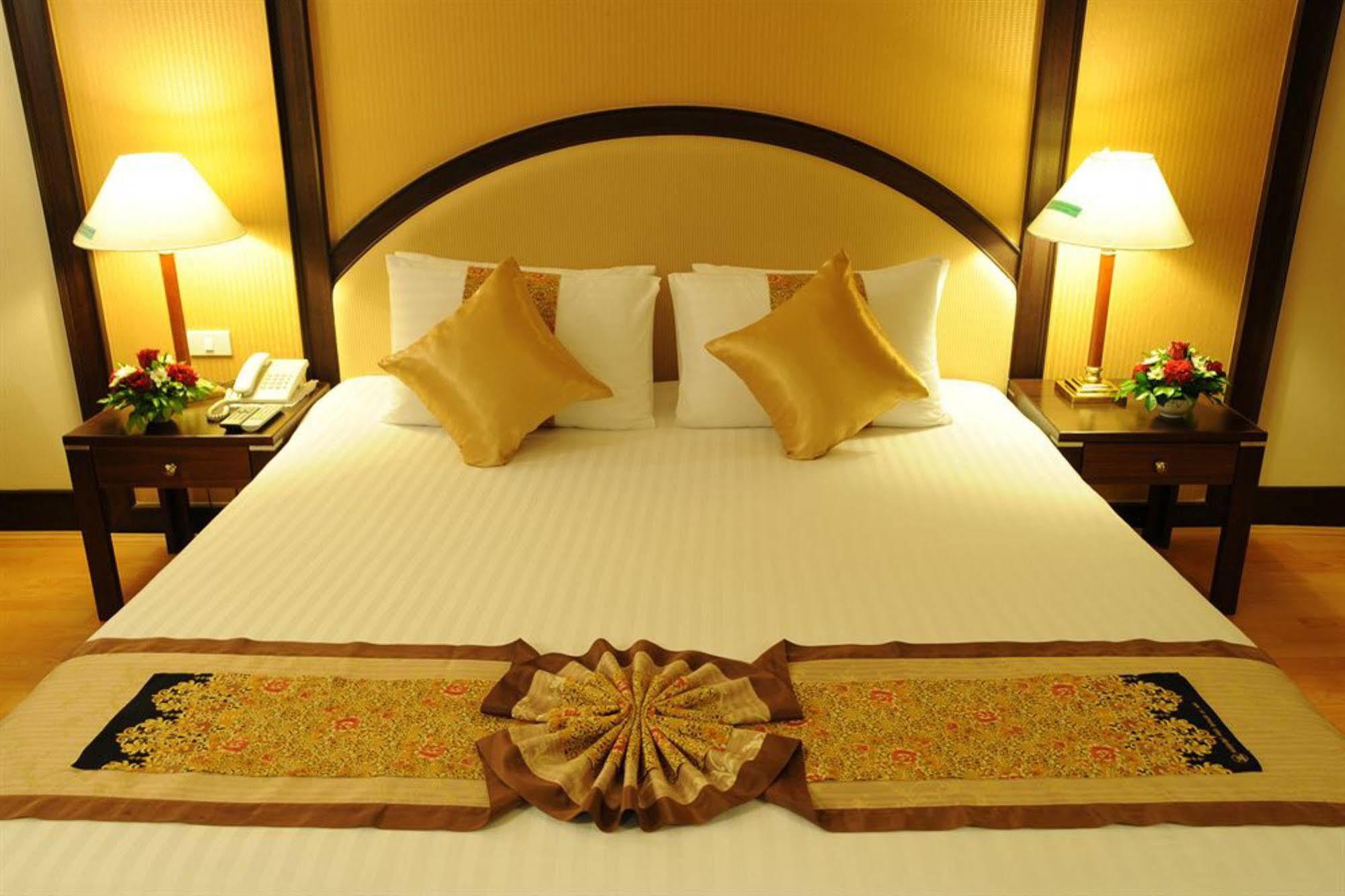 New Season Hotel Hat Yai Exteriér fotografie